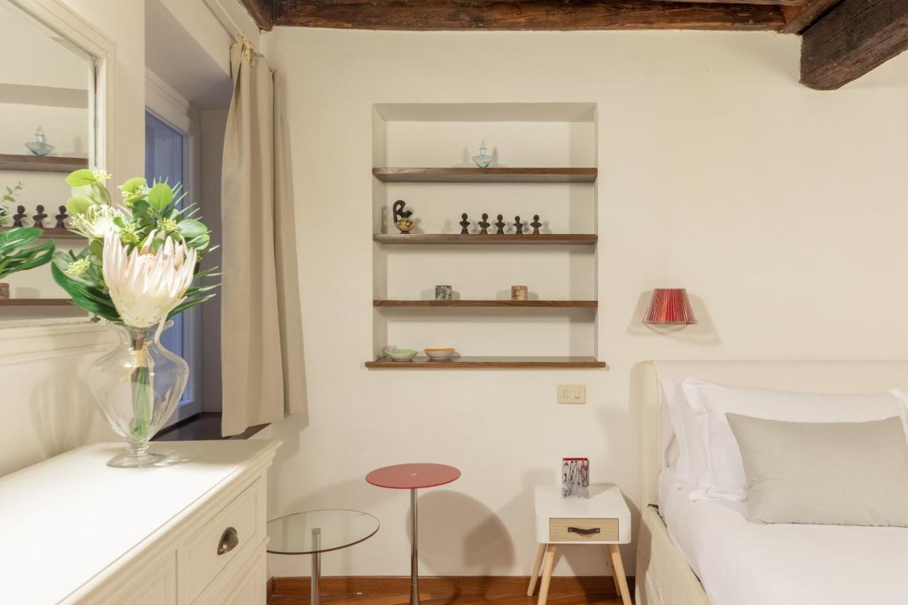 Iflat Comfy Apartament In Campo De' Fiori Рим Экстерьер фото
