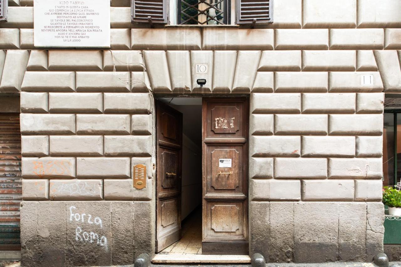 Iflat Comfy Apartament In Campo De' Fiori Рим Экстерьер фото